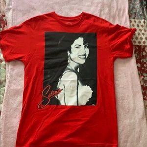 Red Selena graphic tee